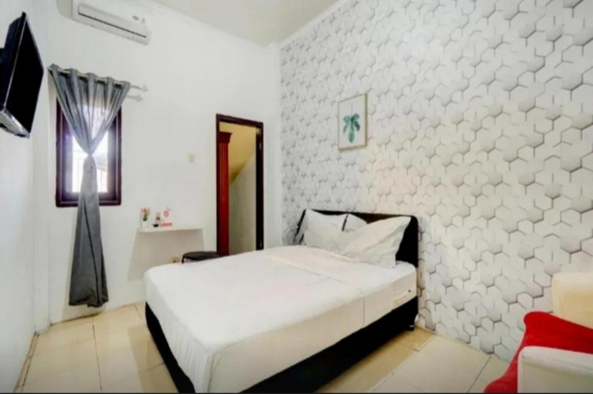 Reddoorz Near Plaza Araya Malang Hotel Blimbing  Buitenkant foto